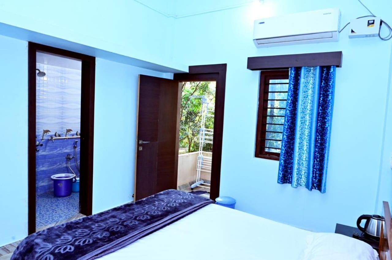 Sneh Beach Homestay - Wayangani Vengurla Esterno foto